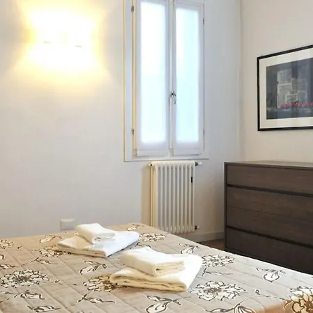 Lejlighed Rialto Sleeps 4 Air Con Wifi